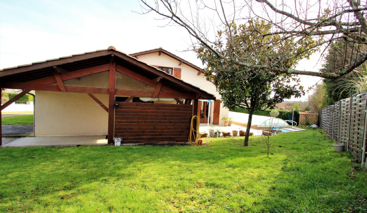 Maison à vendre à côté de Bordeaux